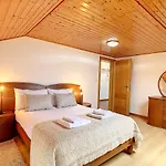 Casa Leao De Ouro By Lovelystay São Jorge