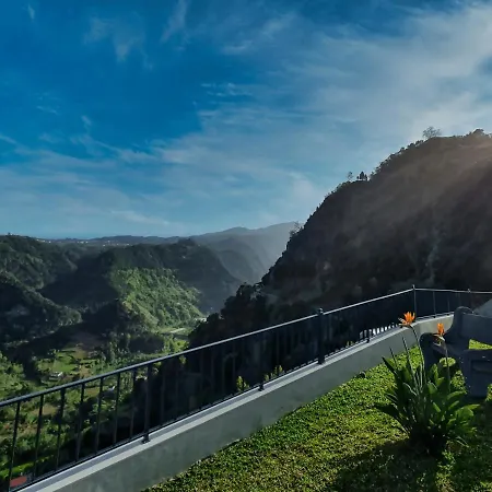 Casa Leao De Ouro By Lovelystay サン・ジョルジェ